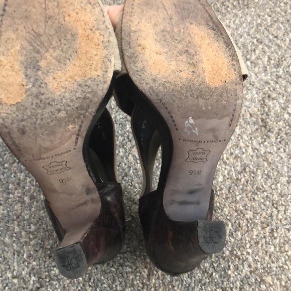 Donald J Pliner Criss Cross Heeled Sandals - Picture 7 of 11